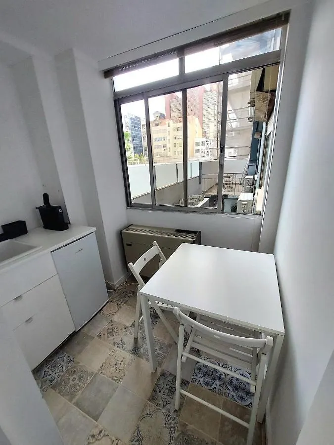 L83 - Rooms And Apartments Lisboa 0*,  葡萄牙